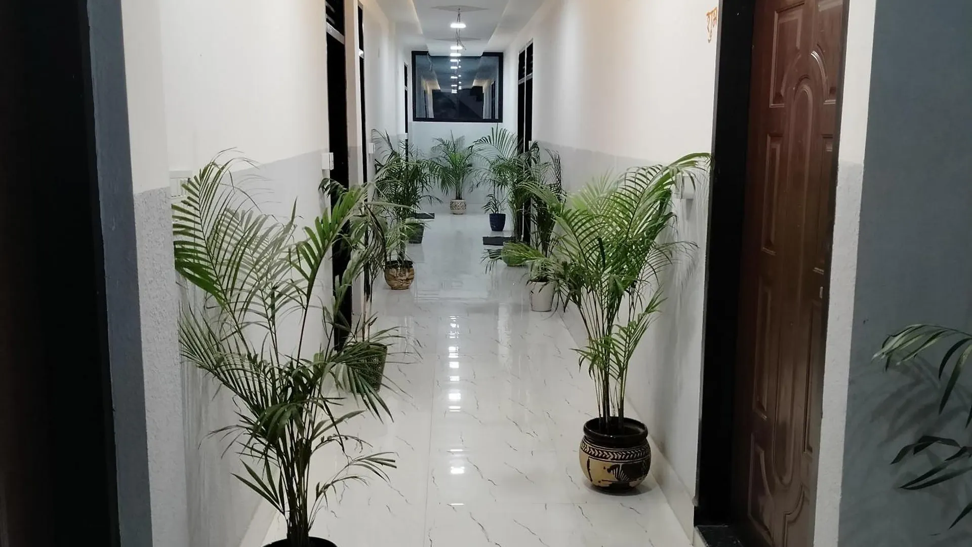Homestay Hotel Royal Town Agra